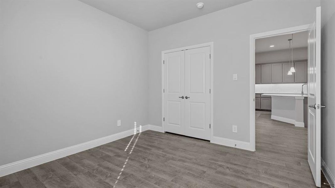 Spacious, unfurnished interior of a new home in Treeline, Justin (Image 32).