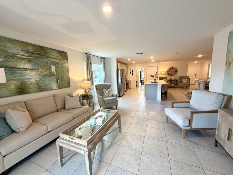 Furnished interior view inside a new home in Citrus Springs, Citrus Springs (Image 7).