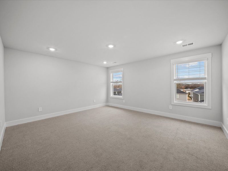 Spacious, unfurnished interior of a new home in Cedar Shoals - Signature Collection, Piedmont (Image 14).