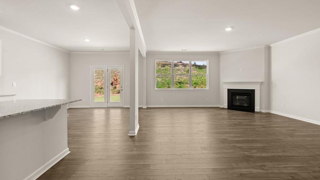 Spacious, unfurnished interior of a new home in , Union City (Image 20).