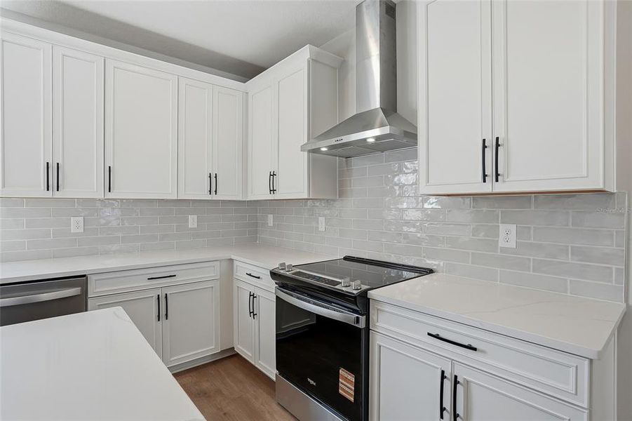 Furnished interior view inside a new home in , St. Petersburg (Image 9).