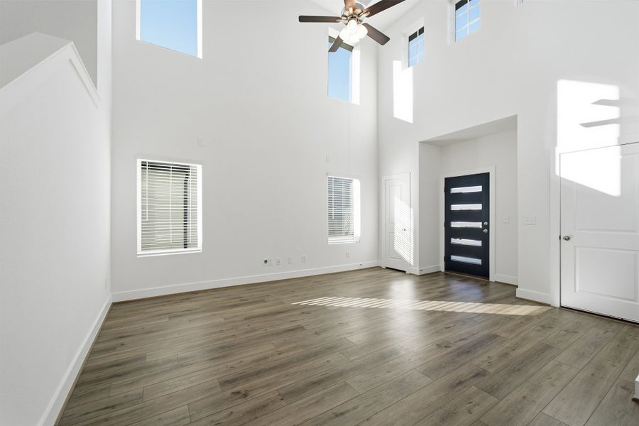 Representative unfurnished interior of a home built from the Alder by CastleRock Communities in Notting Hill, Converse (Image 15).