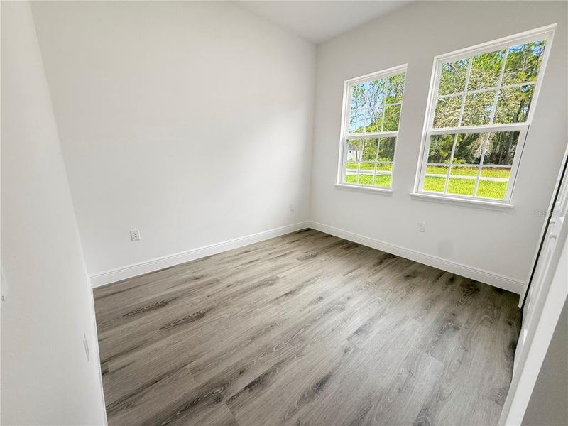Spacious, unfurnished interior of a new home in , Ocala (Image 15).