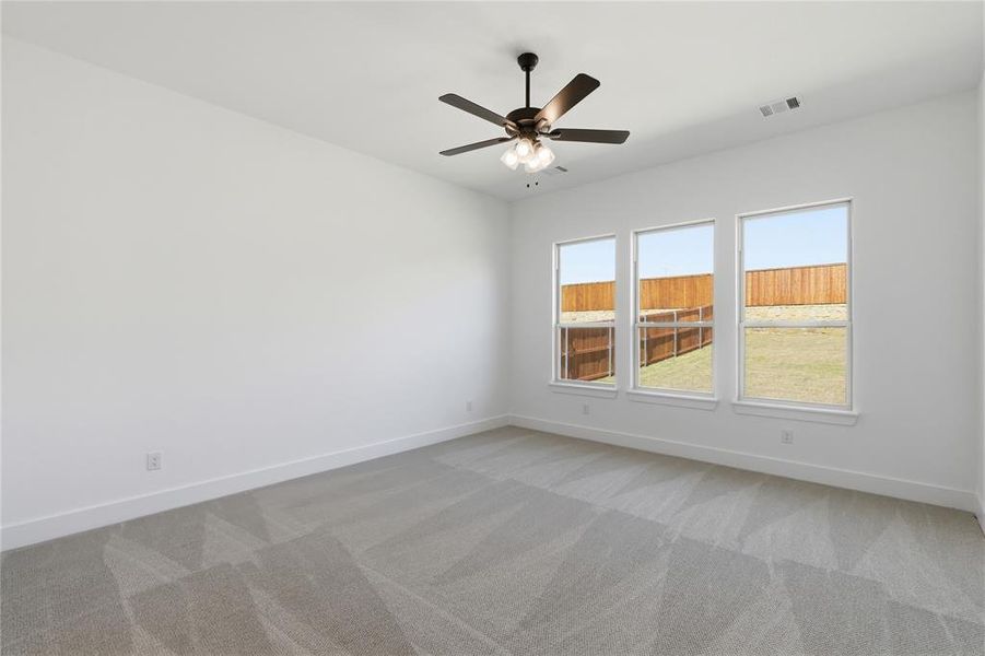 Spacious, unfurnished interior of a new home in Talon Hills, Fort Worth (Image 26). Spacious, unfurnished interior of a new home in Talon Hills, Fort Worth (Image 26).