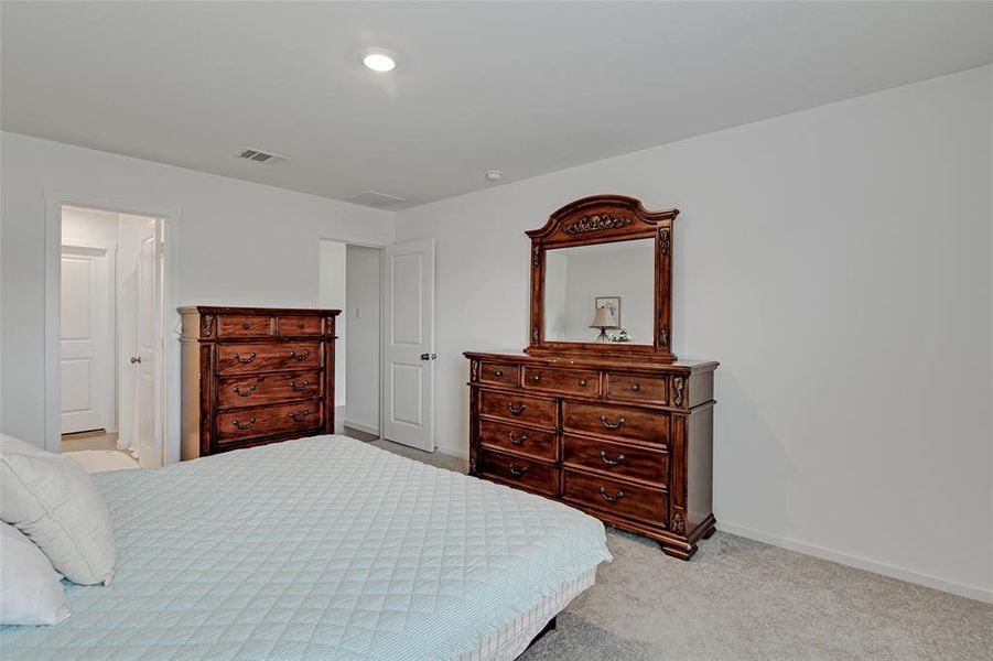 Furnished interior view inside a new home in , Fort Worth (Image 11).