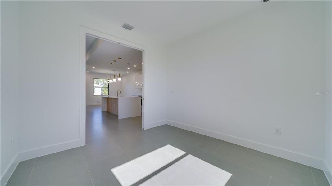 Spacious, unfurnished interior of a new home in , Lehigh Acres (Image 16).