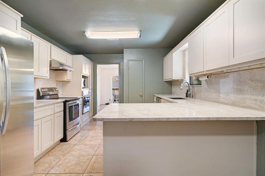 Furnished interior view inside a new home in , Paris (Image 5). Furnished interior view inside a new home in , Paris (Image 5).