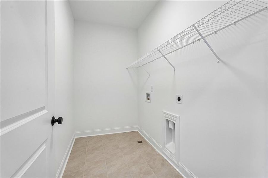 Spacious, unfurnished interior of a new home in Millcroft Townhomes, Buford (Image 50).