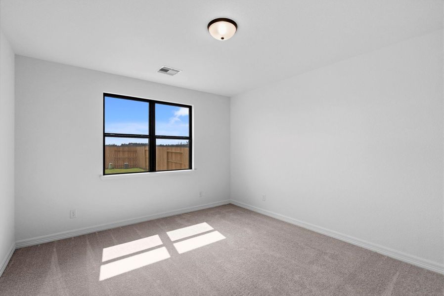 Spacious, unfurnished interior of a new home in Spring Creek Trails, Magnolia (Image 28).