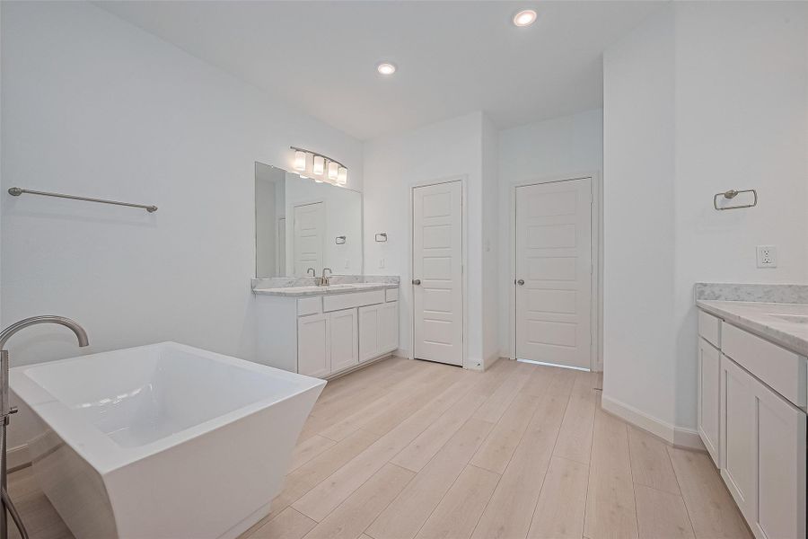 Furnished interior view inside a new home in Regents Court, Houston (Image 11).
