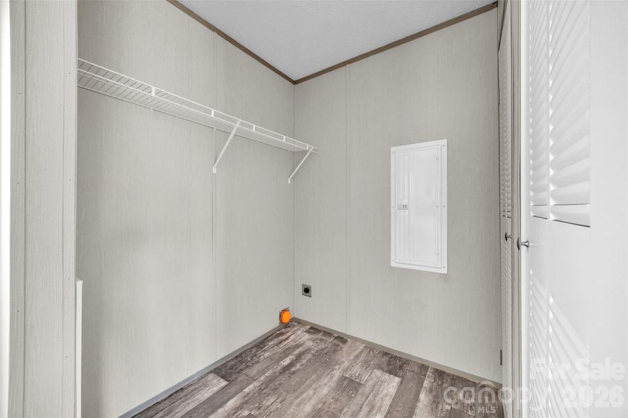 Spacious, unfurnished interior of a new home in , Taylorsville (Image 24).