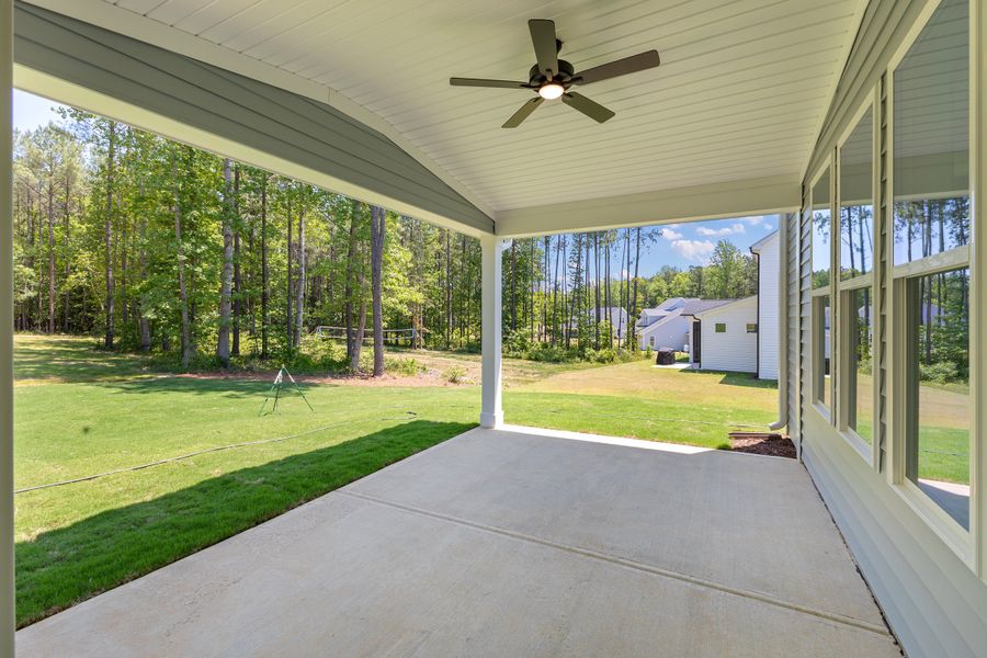 Representative exterior details of a home built from the The Whitley by RobuckHomes in Baylee Ridge, Selma (Image 73).