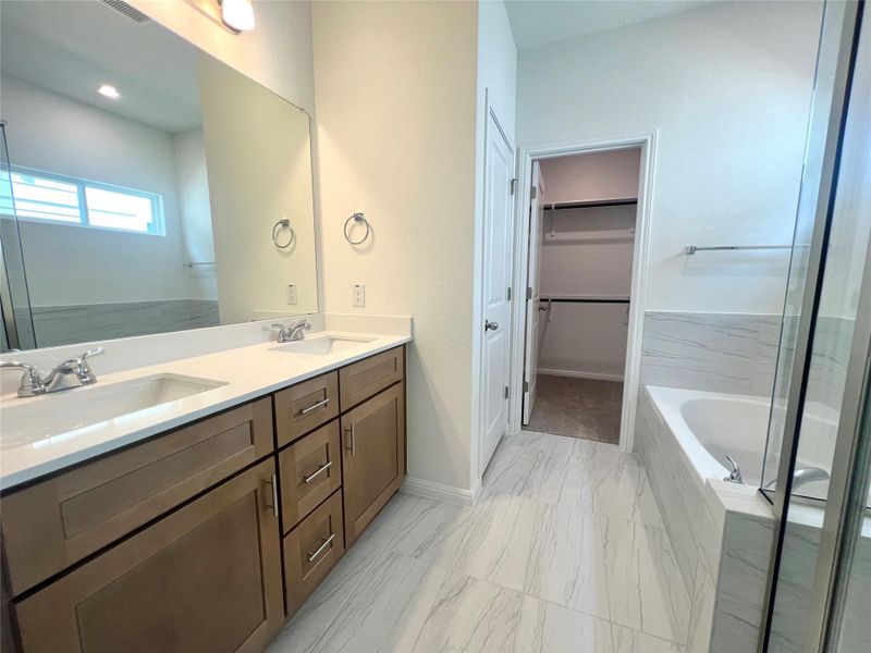 Photos of similar home. Actual home under construction.