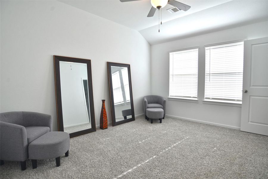 Image 21 of a home in .