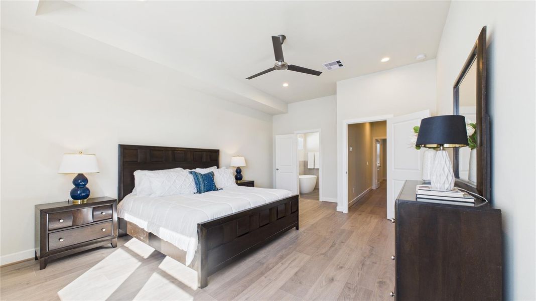 Furnished interior view inside a new home in Kolbe Square, Houston (Image 31). Furnished interior view inside a new home in Kolbe Square, Houston (Image 31).