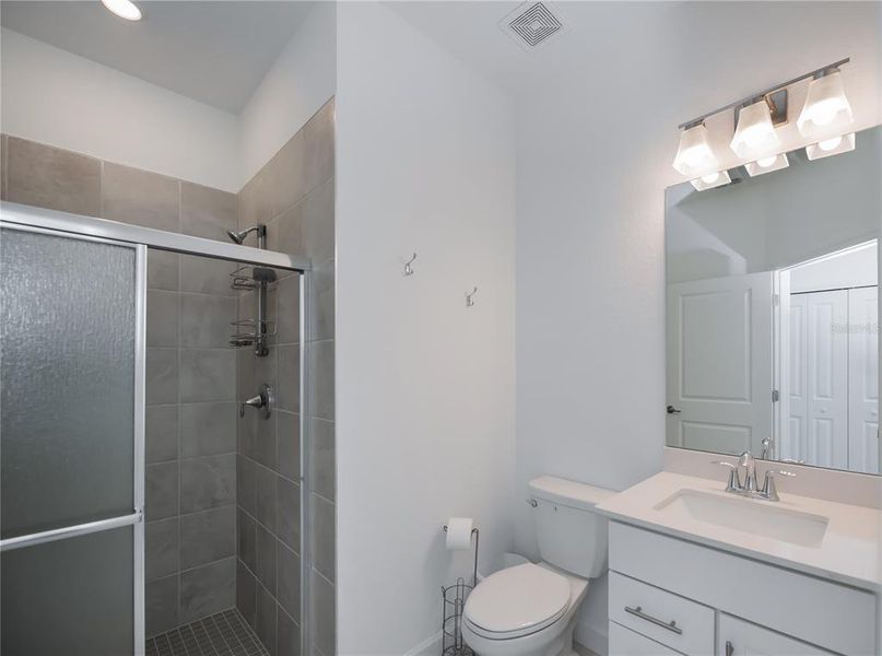 Furnished interior view inside a new home in , Englewood (Image 5).