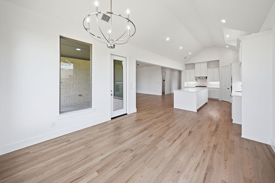 Spacious, unfurnished interior of a new home in Custer Ridge Estates, Allen (Image 29). Spacious, unfurnished interior of a new home in Custer Ridge Estates, Allen (Image 29).