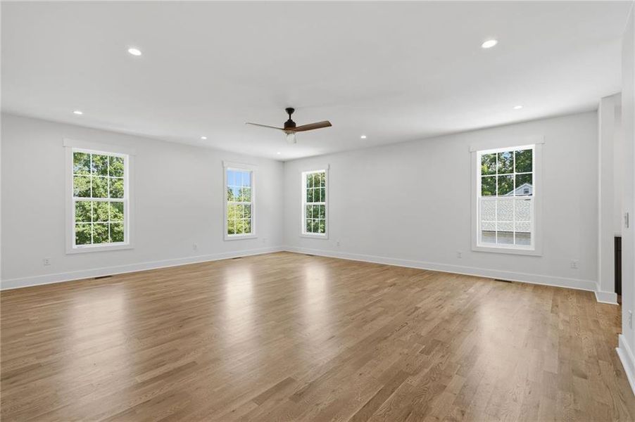 Spacious, unfurnished interior of a new home in , Marietta (Image 27).