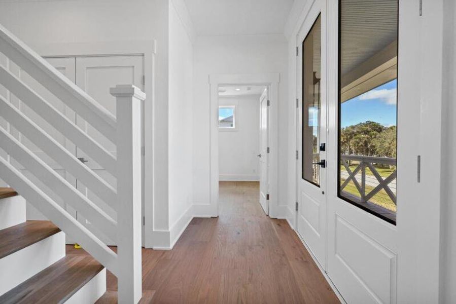 Spacious, unfurnished interior of a new home in , Edisto Beach (Image 57).