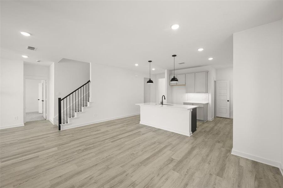 328 Deer Ridge- Dining-2 328 Deer Ridge- Dining-2