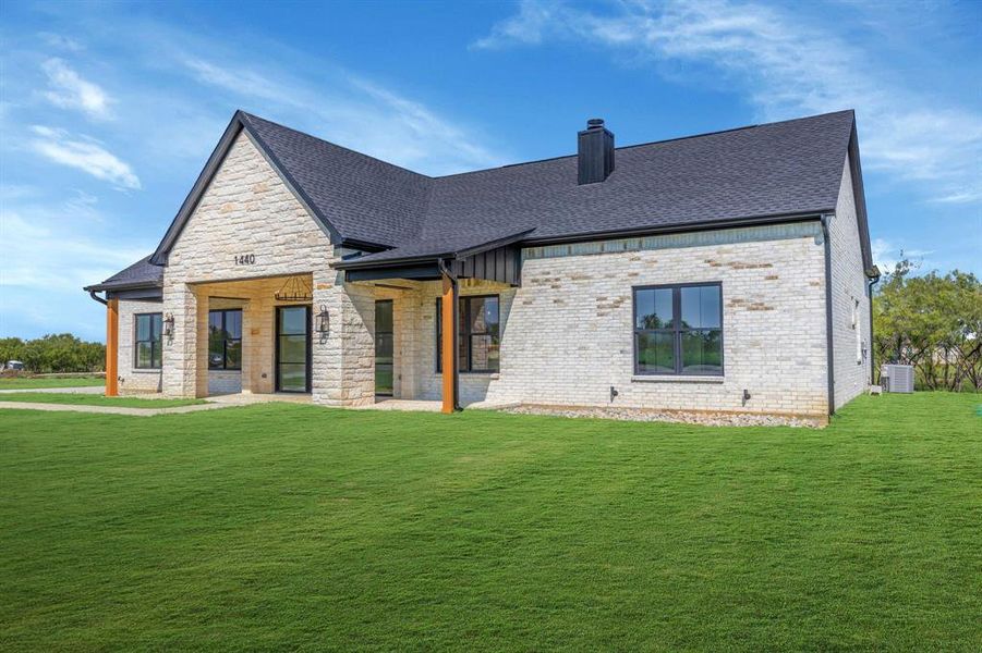 Front View of the house.