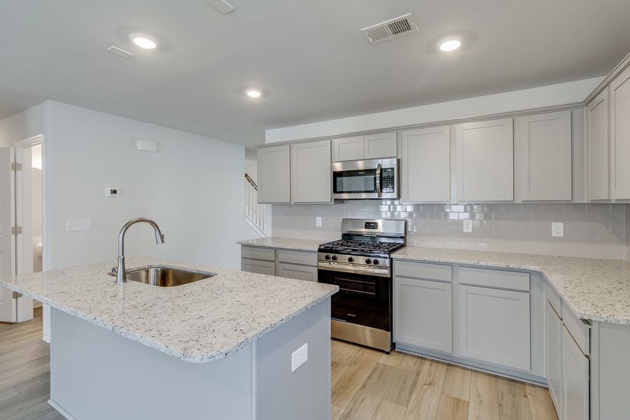 Furnished interior view inside a new home in Winston Point, Gilbert (Image 8).