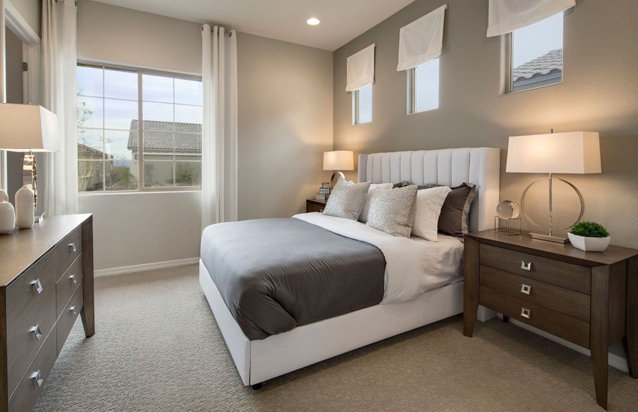 Representative furnished interior of a home built from the Endeavor Final Opportunity by Del Webb in Sun City Anthem at Merrill Ranch, Florence (Image 9).