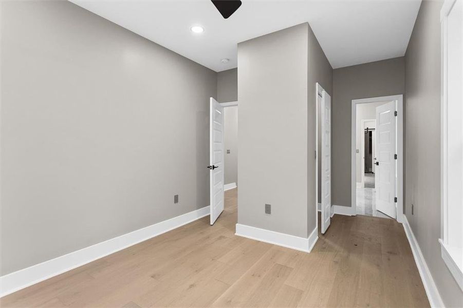 Spacious, unfurnished interior of a new home in , Atlanta (Image 21).