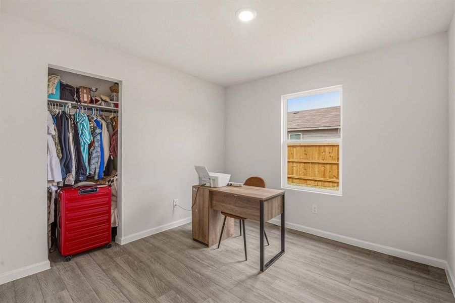 Furnished interior view inside a new home in Tolar Oaks, Tolar (Image 27).
