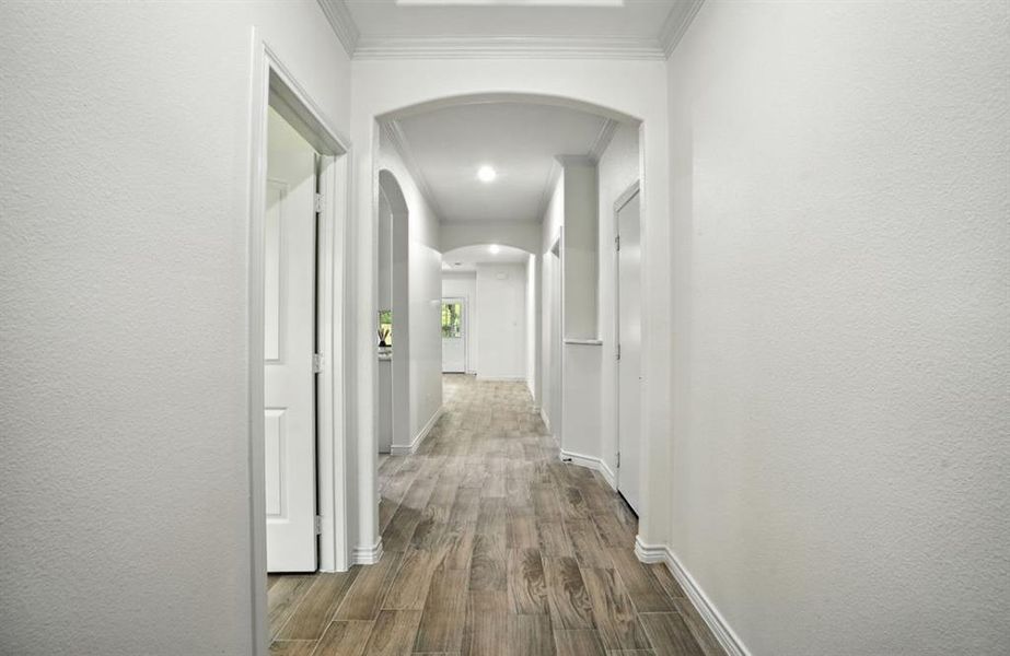 Spacious, unfurnished interior of a new home in , Gainesville (Image 13).