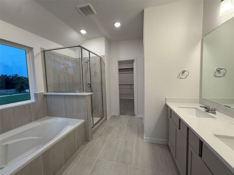 Furnished interior view inside a new home in Ellis Cove, Seabrook (Image 8).