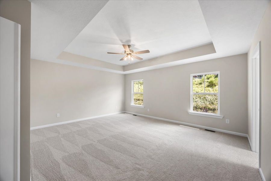 Spacious, unfurnished interior of a new home in Forrest Bluff, North Augusta (Image 27).