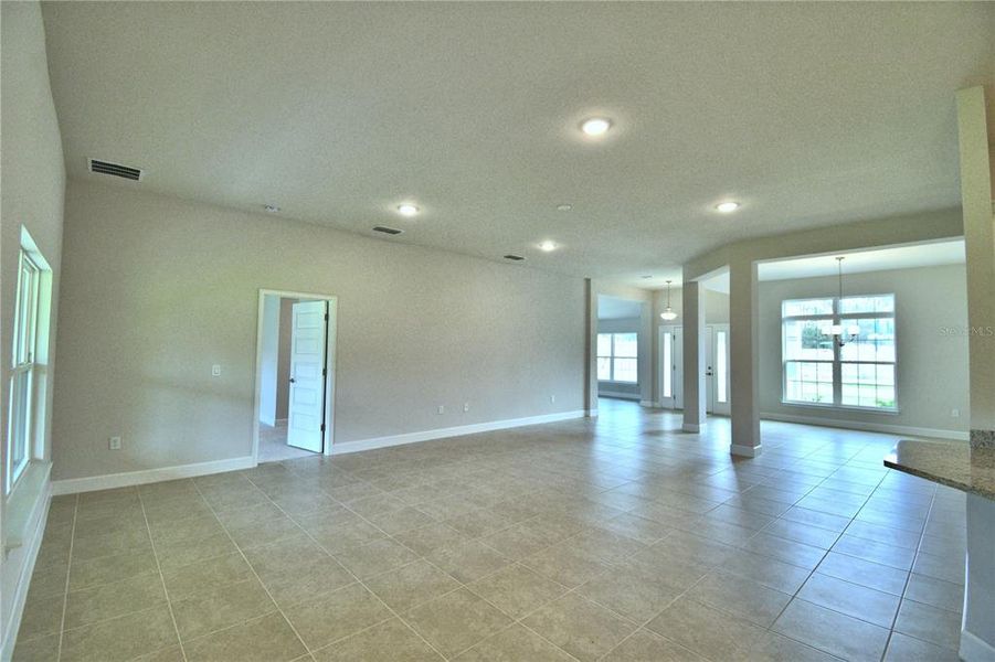 Spacious, unfurnished interior of a new home in Cadence Crossing, Auburndale (Image 50).