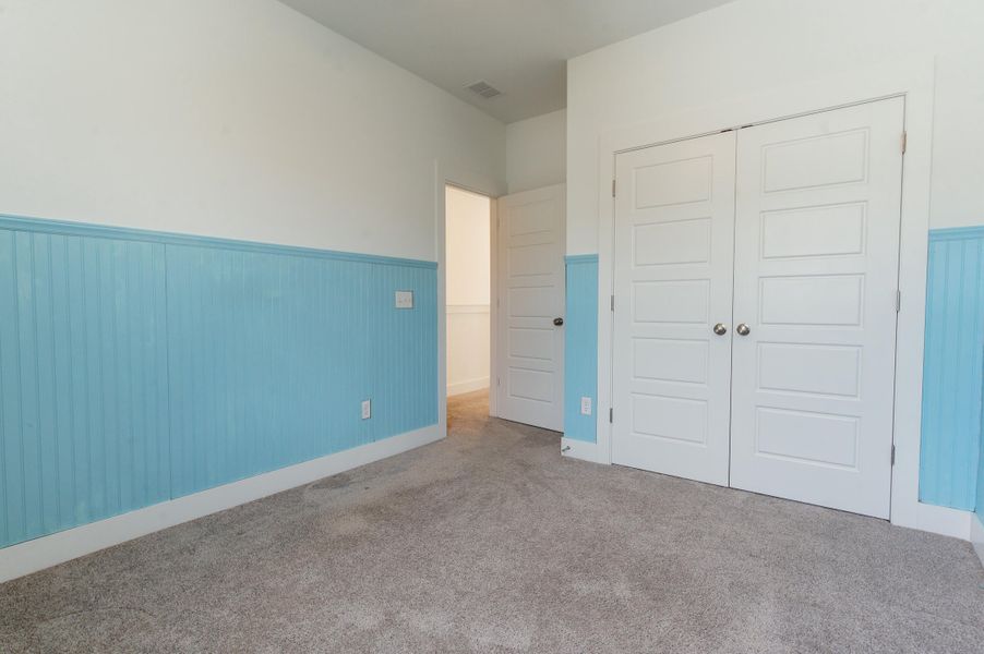 Spacious, unfurnished interior of a new home in , Summerville (Image 29).