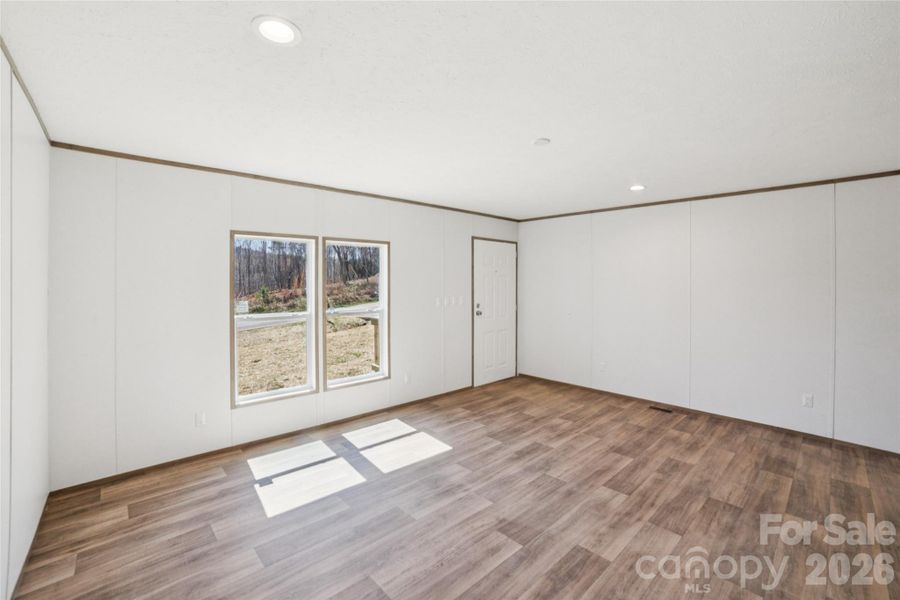 Spacious, unfurnished interior of a new home in , Vale (Image 11).