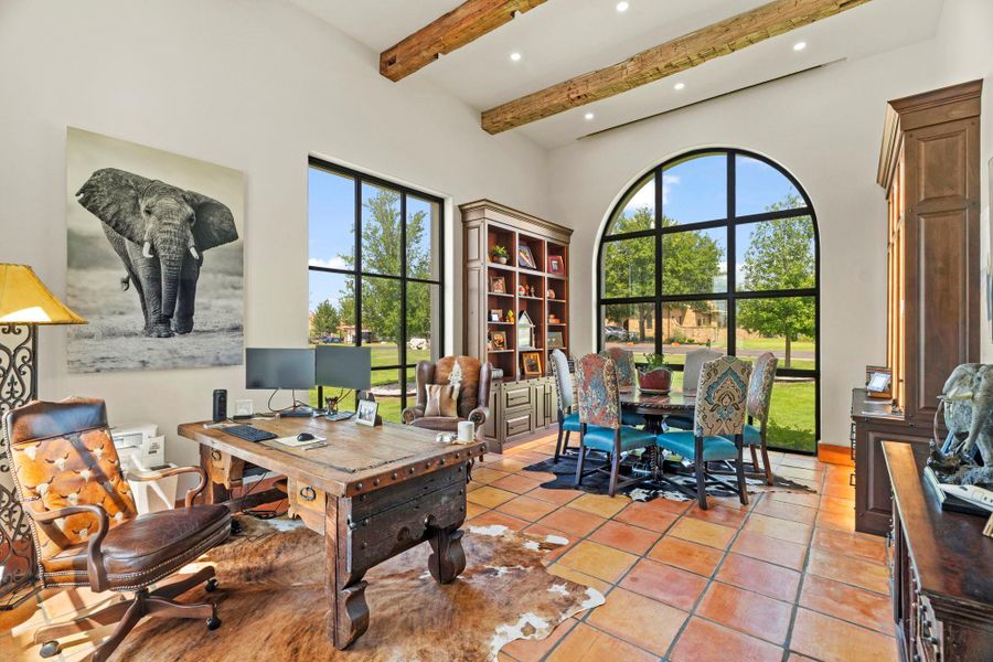 Community amenities in , Horseshoe Bay (Image 30). Community amenities in , Horseshoe Bay (Image 30).
