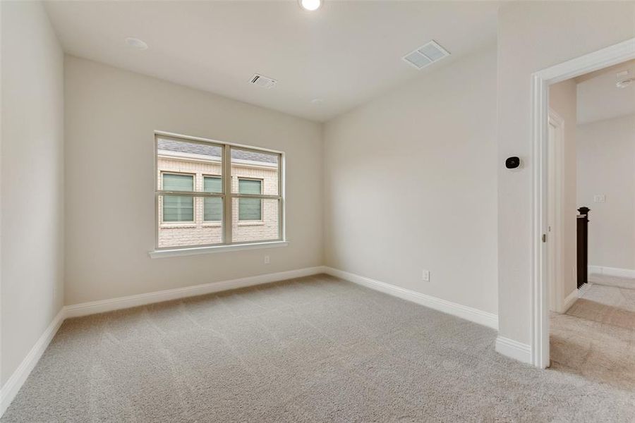 Spacious, unfurnished interior of a new home in Sutton Fields, Celina (Image 35).