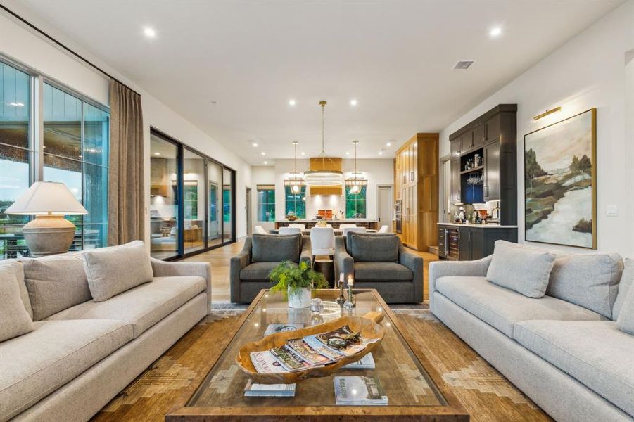 Furnished interior view inside a new home in , Malakoff (Image 33).