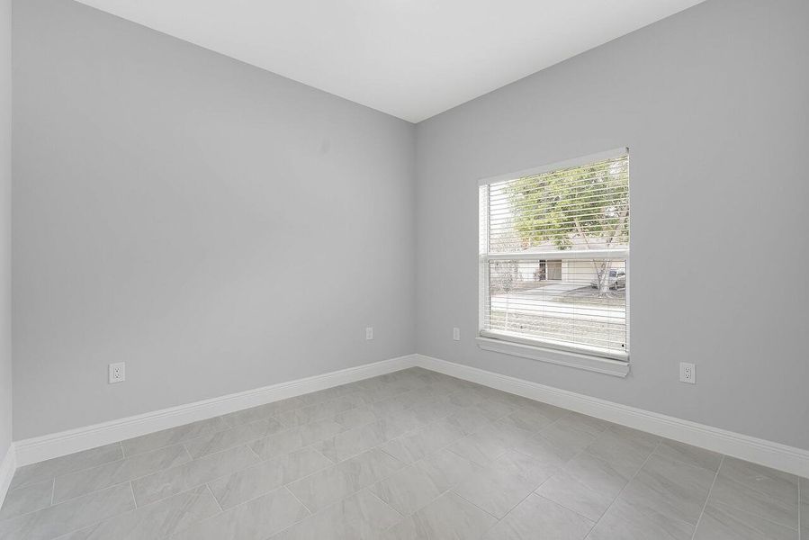 6215-4th-Ln-HigMedia-029-1280