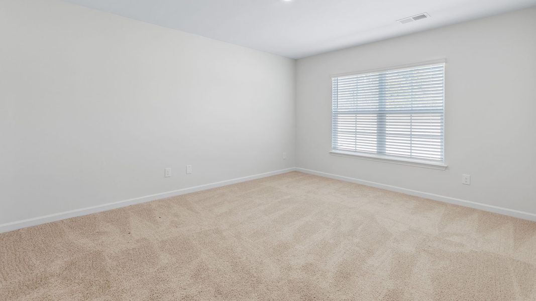 Spacious, unfurnished interior of a new home in Mount Hope Estates, Winston-Salem (Image 15).