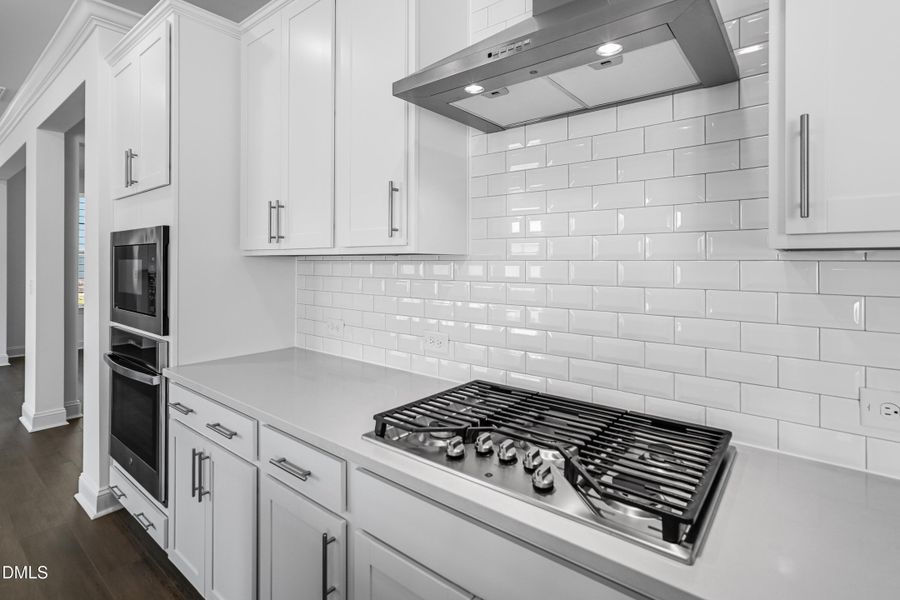 SUN_Stoneriver_Pic_EastmanIII_Kitchen_3o