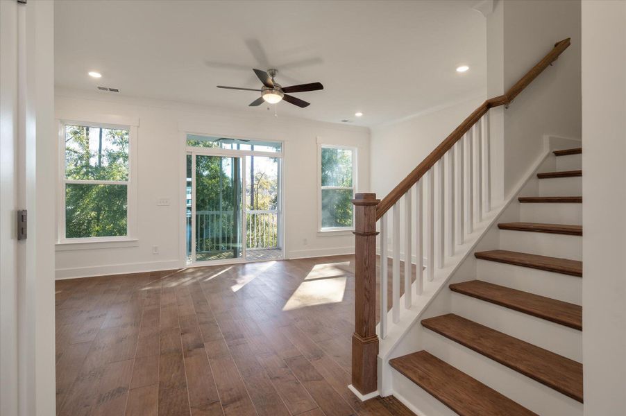 Spacious, unfurnished interior of a new home in , Charleston (Image 16).