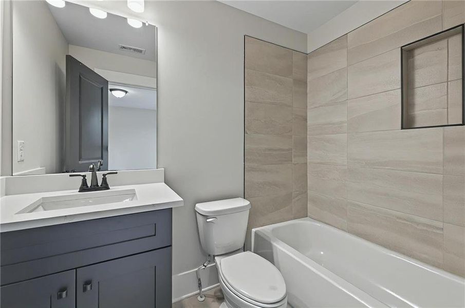 Furnished interior view inside a new home in SteepleChase, Hoschton (Image 12).