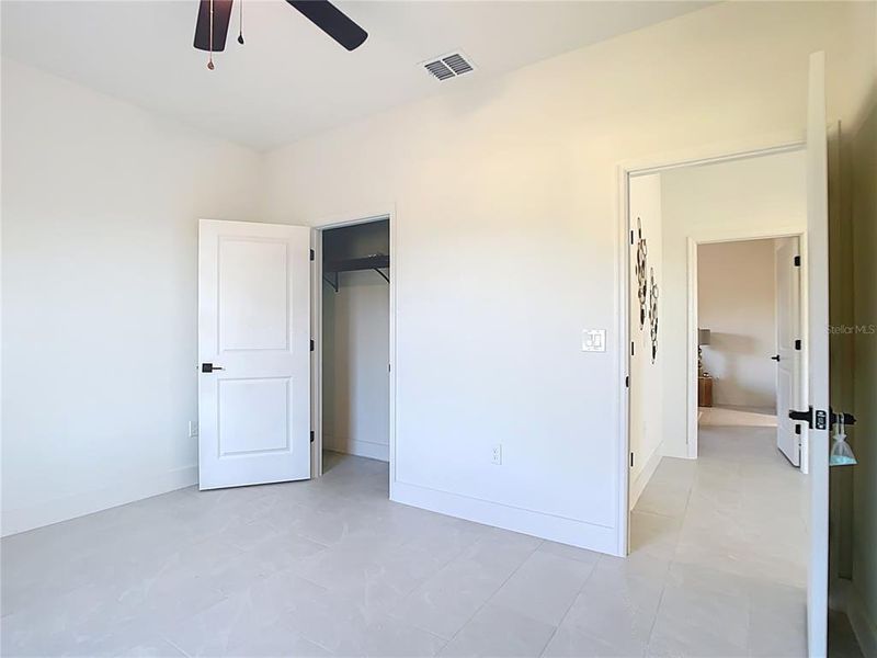 Spacious, unfurnished interior of a new home in , Lehigh Acres (Image 24).