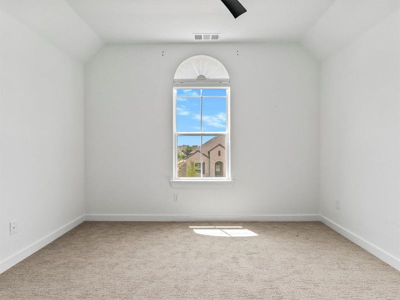 Spacious, unfurnished interior of a new home in , Northlake (Image 23).