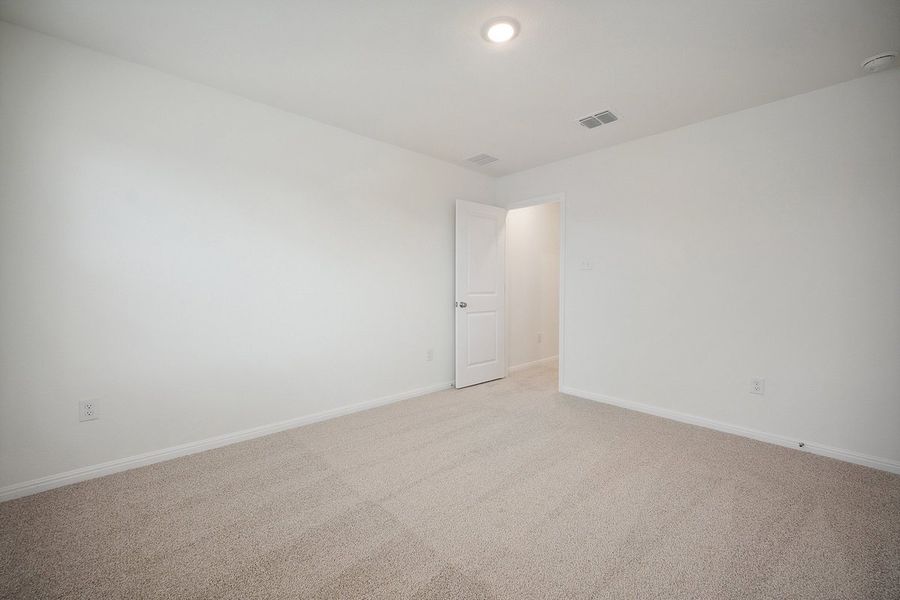 Spacious, unfurnished interior of a new home in The Hills of Bear Creek, Manchaca (Image 11). Spacious, unfurnished interior of a new home in The Hills of Bear Creek, Manchaca (Image 11).