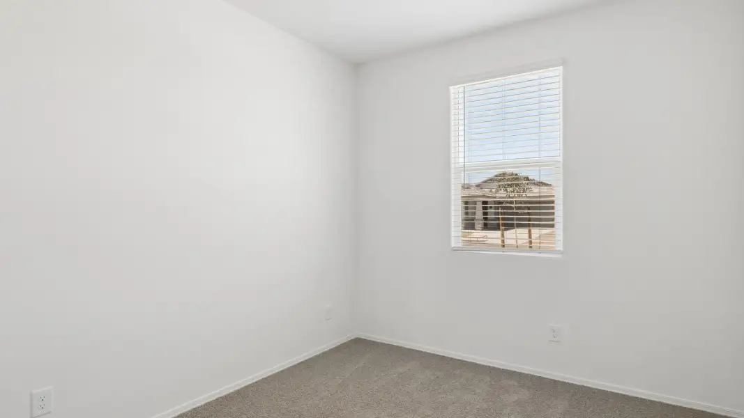Spacious, unfurnished interior of a new home in Moonlight, Maricopa (Image 20).
