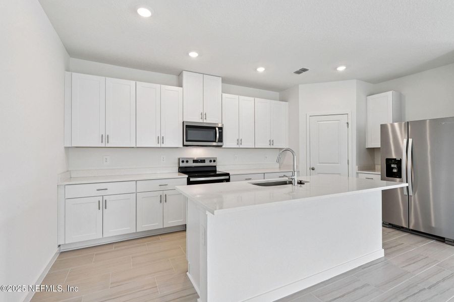 Furnished interior view inside a new home in Azalea Creek, Jacksonville (Image 6).