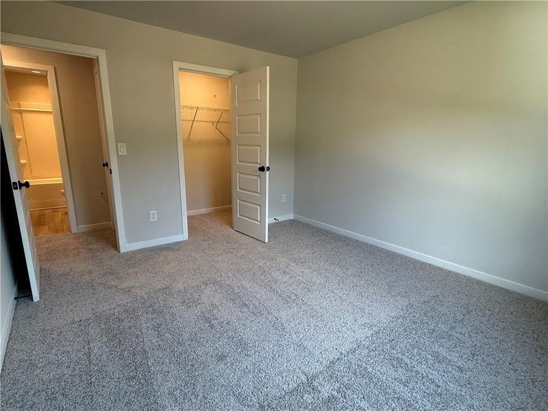 Spacious, unfurnished interior of a new home in The Towns at Auburn Station East, Auburn (Image 11).