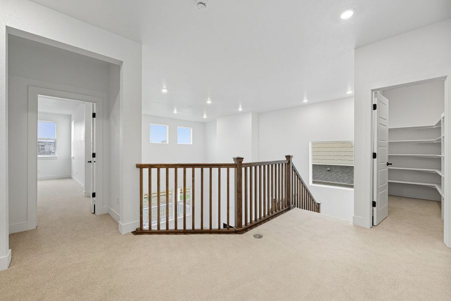 Spacious, unfurnished interior of a new home in Trailstone, Arvada (Image 14).